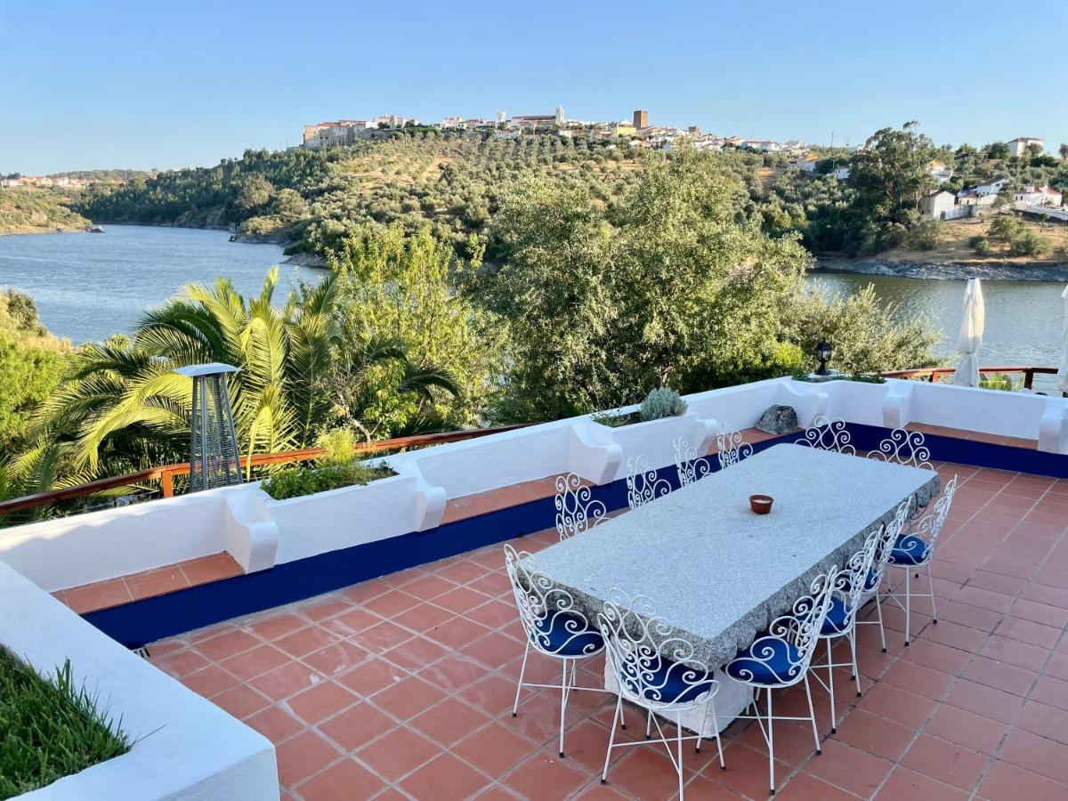 Bed and Breakfast Montes de Charme  Avis Exterior foto