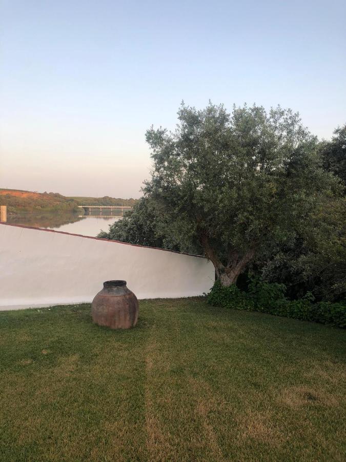 Bed and Breakfast Montes de Charme  Avis Exterior foto